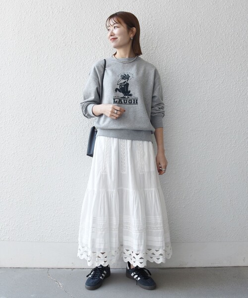 SHIPS any(シップス エニィ)の「【SHIPS any別注】THE KNiTS:〈洗濯機可能〉ロゴ プリント スウェット 26SS(スウェット・レディース・ライトグレー/ナチュラル・ONE SIZE)」の13枚目の写真