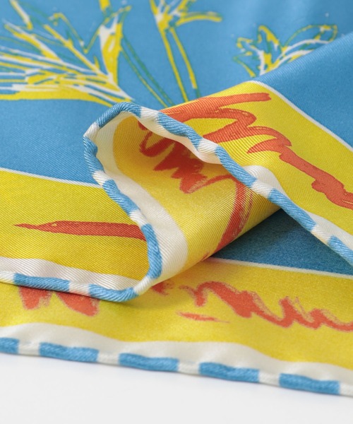 URBAN RESEARCH ROSSO WOMEN(アーバンリサーチ ロッソ)の「manipuri 65フローラ(バンダナ/スカーフ・レディース・ブルー・-)」の5枚目の写真