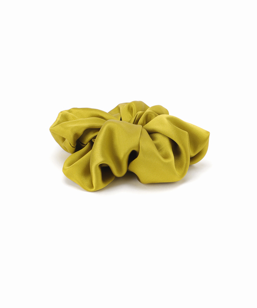 Spick & Span(スピックアンドスパン)の「TENDRESSE STUDIO / テンドレッセ スタジオ SILK SCRUNCHIE(シュシュ・レディース・ネイビー/マルーン・FREE)」の5枚目の写真