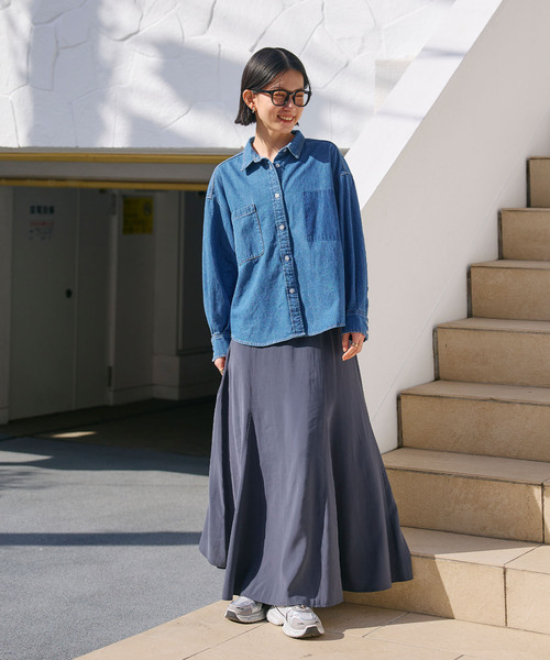 CROSS FUNCTION（クロスファンクション）の「《撥水》FRESH DENIM ポケットデザインデニムシャツ【CROSS FUNCTION/クロスファンクション】（シャツ/ブラウス・レディース・サックスブルー/インディゴブルー・LL/L/M）」の17枚目の写真