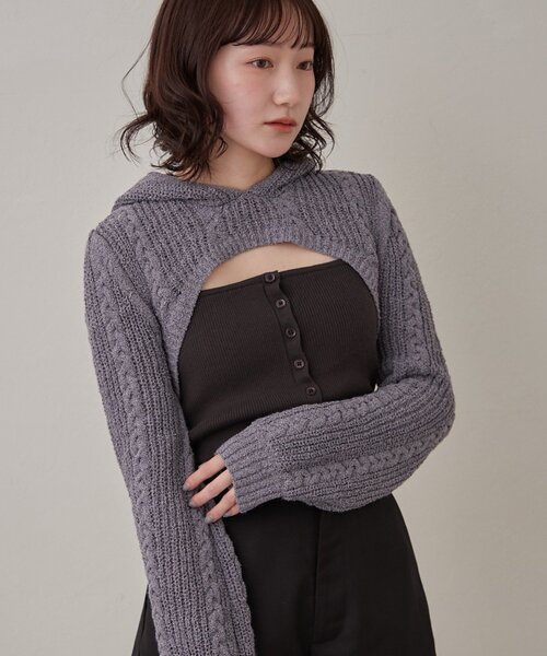 mline（エムライン）の「[mline]ショートニット フーディーSET（ニット/セーター・レディース・チャコールグレー/アイボリー・FREE）」の2枚目の写真