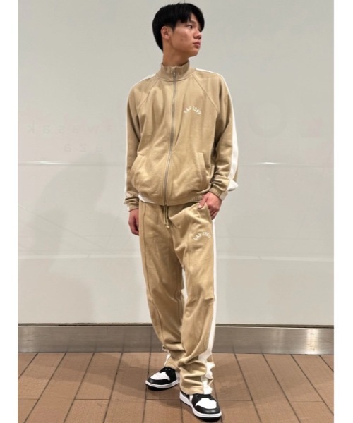 GAP（ギャップ）の「ヴィンテージソフト リラックスフィット 1969GAPロゴ トラックパンツ（スウェットパンツ・メンズ・オフホワイト/ベージュ/ネイビー・XS/XL/L/M/S）」の16枚目の写真