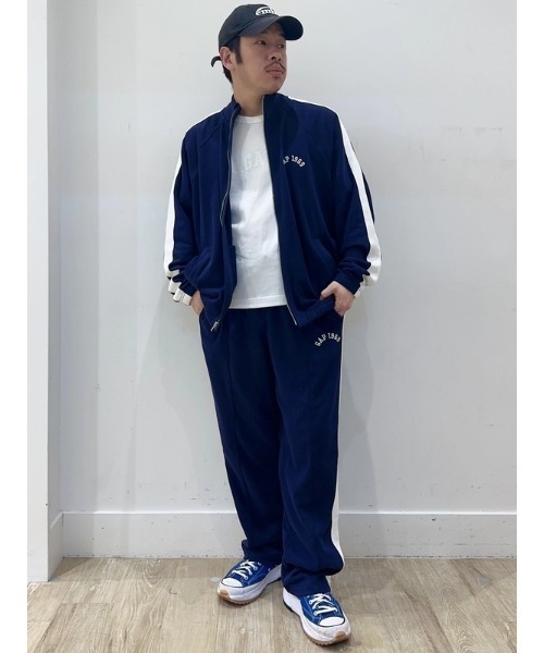 GAP（ギャップ）の「ヴィンテージソフト リラックスフィット 1969GAPロゴ トラックパンツ（スウェットパンツ・メンズ・オフホワイト/ベージュ/ネイビー・XS/XL/L/M/S）」の21枚目の写真