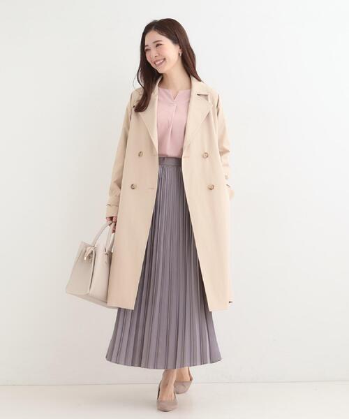 SHOO・LA・RUE(シューラルー)の「【洗濯機可/イージーケア/UV】パール調付きカットブラウス(シャツ/ブラウス・レディース・ベビーピンク/オフホワイト/ネイビー・01/02/03/04)」の22枚目の写真