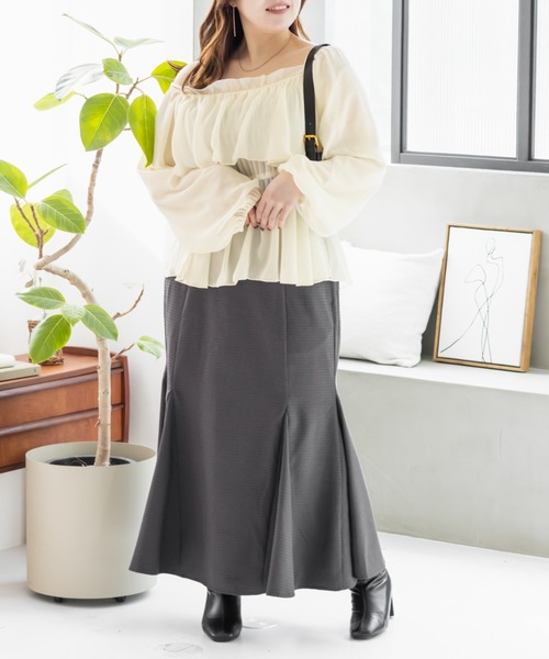 CLETTE(クレット)の「CLETTEオリジナル2WAYネックフリルブラウス(シャツ/ブラウス・レディース・ピンク/アイボリー/ブルー・3L/LL/4L)」の6枚目の写真