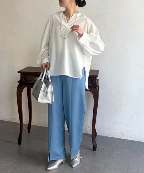 Chez toi(シェトワ)の「リネンライクスキッパーブラウス(シャツ/ブラウス・レディース・キャメル/ブラック/オフホワイト/グレー・FREE)」の9枚目の写真