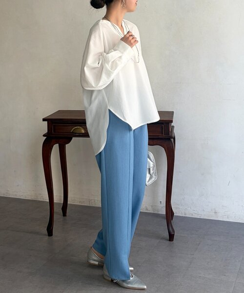 Chez toi(シェトワ)の「リネンライクスキッパーブラウス(シャツ/ブラウス・レディース・キャメル/ブラック/オフホワイト/グレー・FREE)」の11枚目の写真