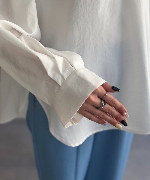 Chez toi(シェトワ)の「リネンライクスキッパーブラウス(シャツ/ブラウス・レディース・キャメル/ブラック/オフホワイト/グレー・FREE)」の17枚目の写真