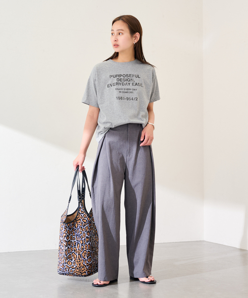 FRAMeWORK（フレームワーク）の「カスレロゴプリントTシャツ（Tシャツ/カットソー・レディース・ベージュ/ホワイト/チャコールグレー/グレー・FREE）」の19枚目の写真