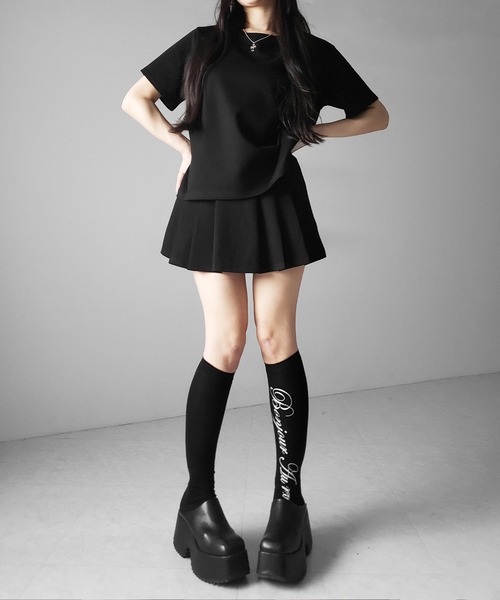 me+em select（ミームセレクト）の「【 セットアップ 】オーバーサイズ半袖Ｔシャツ＋プリーツミニスカート SET ／( SETUP ) oversize shortsleeve Tee + pleated mini skirt SET（セットアップ・レディース・ホワイト/ブラック・FREE）」の19枚目の写真