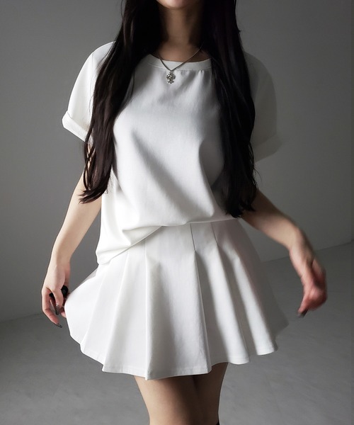me+em select（ミームセレクト）の「【 セットアップ 】オーバーサイズ半袖Ｔシャツ＋プリーツミニスカート SET ／( SETUP ) oversize shortsleeve Tee + pleated mini skirt SET（セットアップ・レディース・ホワイト/ブラック・FREE）」の17枚目の写真
