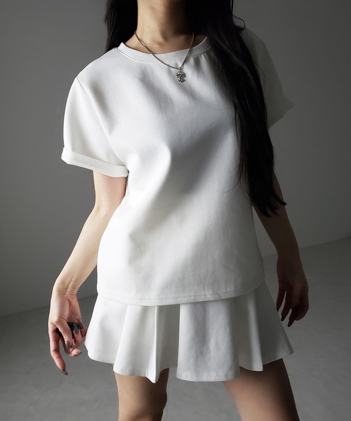 me+em select（ミームセレクト）の「【 セットアップ 】オーバーサイズ半袖Ｔシャツ＋プリーツミニスカート SET ／( SETUP ) oversize shortsleeve Tee + pleated mini skirt SET（セットアップ・レディース・ホワイト/ブラック・FREE）」の7枚目の写真