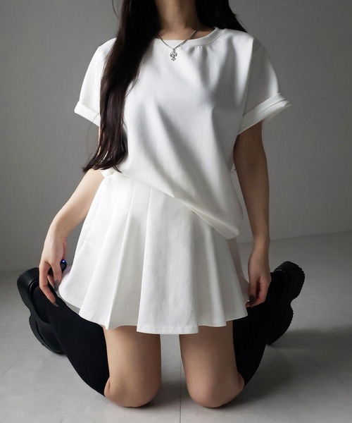 me+em select（ミームセレクト）の「【 セットアップ 】オーバーサイズ半袖Ｔシャツ＋プリーツミニスカート SET ／( SETUP ) oversize shortsleeve Tee + pleated mini skirt SET（セットアップ・レディース・ホワイト/ブラック・FREE）」の6枚目の写真