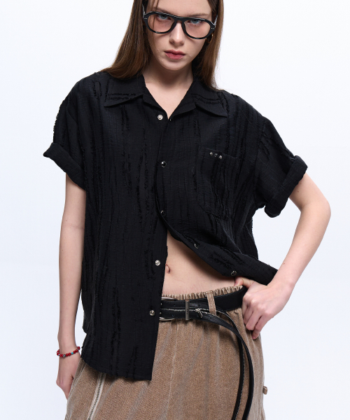 RSSC（アールエスエスシー）の「RIPPED JACQUARD HALF SHIRT - BLACK（シャツ/ブラウス・レディース・その他・1/2）」の4枚目の写真