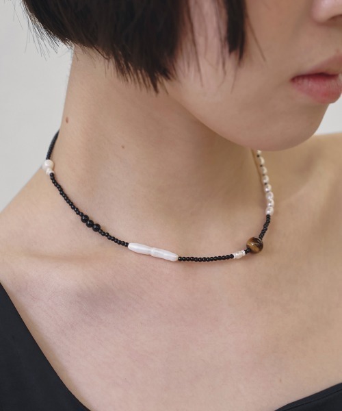 TODAYFUL（トゥデイフル）の「Asymmetry Mix Choker（チョーカー・レディース・サックスブルー/ブラック・FREE）」の5枚目の写真