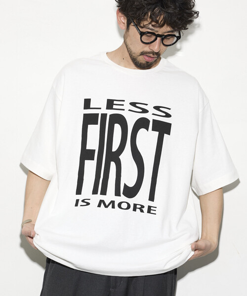 Firsthand（ファーストハンド）の「Firsthand/ファーストハンド 6オンス フロントロゴプリント クルーネックTシャツ / プリントTシャツ PRINT BIG FIRST（Tシャツ/カットソー・メンズ・ブルーグレー/ブラック/グレー/チャコールグレー/ホワイト・LARGE/MEDIUM）」の2枚目の写真