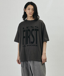 Firsthand（ファーストハンド）の「Firsthand ファーストハンド 6オンス フロントロゴプリント クルーネックTシャツ   プリントTシャツ PRINT BIG FIRST（Tシャツ/カットソー）」