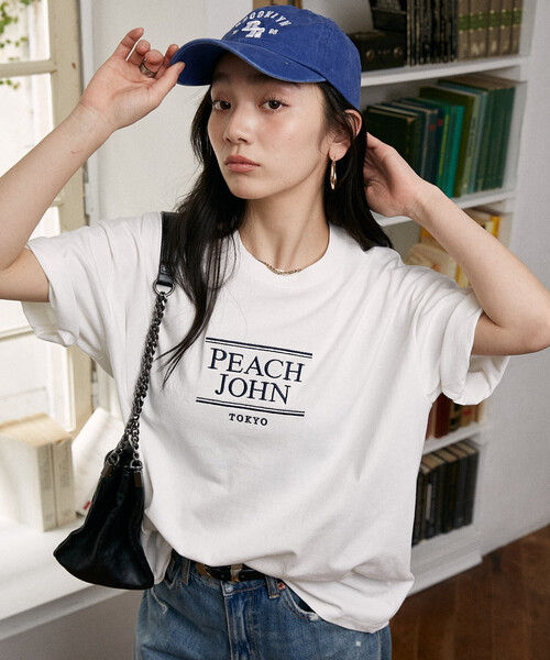 PEACH JOHN(ピーチジョン)の「PEACH JOHN × PUBLUX/ピーチ・ジョン フロント ロゴ 刺繍 Tシャツ 限定展開(Tシャツ/カットソー・メンズ・ブラック/ネイビー/ホワイト・SMALL/MEDIUM/LARGE)」の9枚目の写真