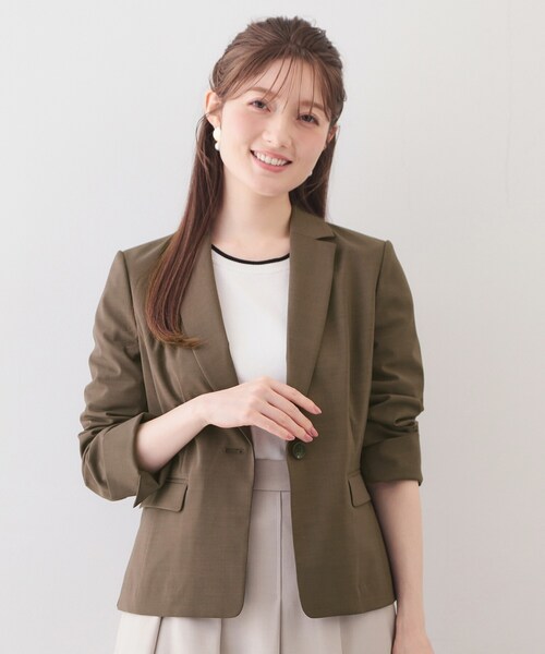 index(インデックス)の「【接触冷感/吸水速乾】ストレッチテーラードジャケット/セットアップ対応可《イージーアイロン/洗濯機OK/XS~3L》(テーラードジャケット・レディース・ダークグレー/ナチュラル/ブラウン系その他5/ブラック・40/38/36/34/44/42)」の3枚目の写真