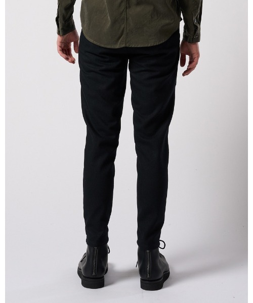 wjk（ダヴルジェイケイ）の「comfort pin-tuck slim slacks（スラックス・メンズ・ブラック/ベージュ/ネイビー・SMALL/MEDIUM/LARGE/X-LARGE）」の12枚目の写真