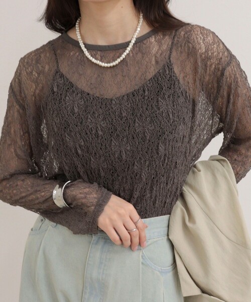 fredy emue(フレディエミュ)の「シアーレースロンTシャツ(Tシャツ/カットソー・レディース・オフホワイト/グレイッシュブルー/チャコールグレー・38)」の9枚目の写真