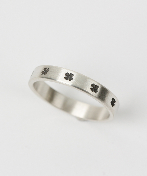 GRAYNOISE(グレイノイズ)の「Clover simple rail ring BK (925 silver)(リング・メンズ・その他・10/11/12/13/14/15 /16/17/18/19/20/21/22/6/7/8/9)」の1枚目の写真