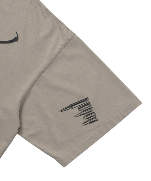 AJOBYAJO（アジョバイアジョ）の「[PBA] Gun Shot T-Shirt [BEIGE]（Tシャツ/カットソー・レディース・その他・LARGE/X-LARGE）」の4枚目の写真