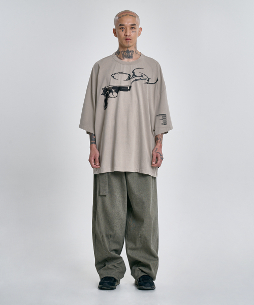 AJOBYAJO（アジョバイアジョ）の「[PBA] Gun Shot T-Shirt [BEIGE]（Tシャツ/カットソー・レディース・その他・LARGE/X-LARGE）」の5枚目の写真