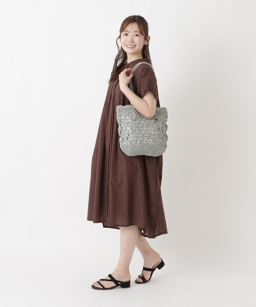 one'sterrace(ワンズテラス)の「TSL ハートモチーフアミペーパートート(ショルダーバッグ・レディース・ベージュ系8/パープル系1/グリーン系5・99)」の14枚目の写真