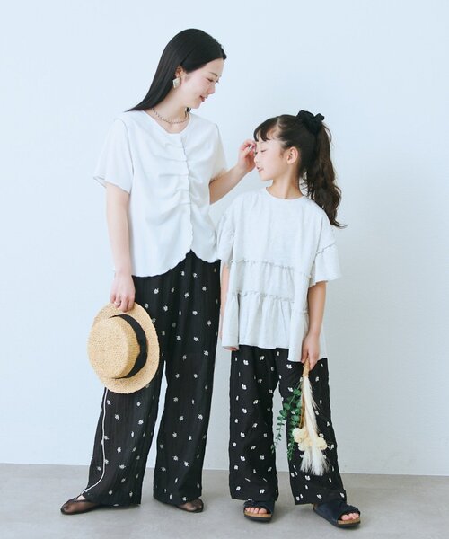 CIAOPANIC TYPY(チャオパニックティピー)の「【KIDS】フラワー刺繍パイピングパンツ(親子おそろい対応):100~150cm(その他パンツ・キッズ・オフホワイト/ブラック・MEDIUM/XX-LARGE/SMALL/LARGE/X-LARGE)」の12枚目の写真