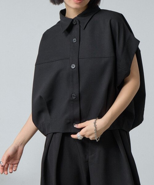 goocy（グーシー）の「【セットアップ対応】クレープデシンコクーンシャツ（シャツ/ブラウス・レディース・ブラック/ブラウン・FREE）」の2枚目の写真