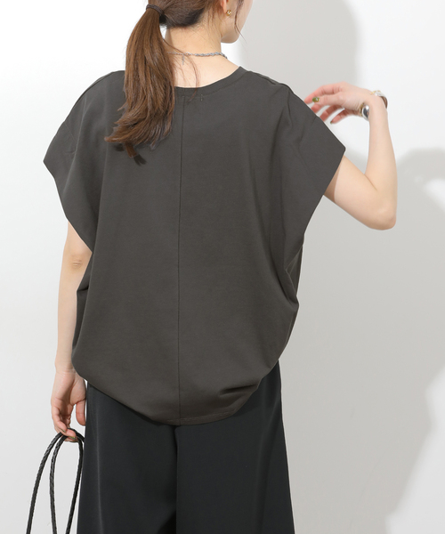 JOURNAL STANDARD relume(ジャーナルスタンダード レリューム)の「エンボスロゴフレンチスリーブTシャツ(Tシャツ/カットソー・レディース・チャコールグレー/ホワイト・FREE)」の10枚目の写真