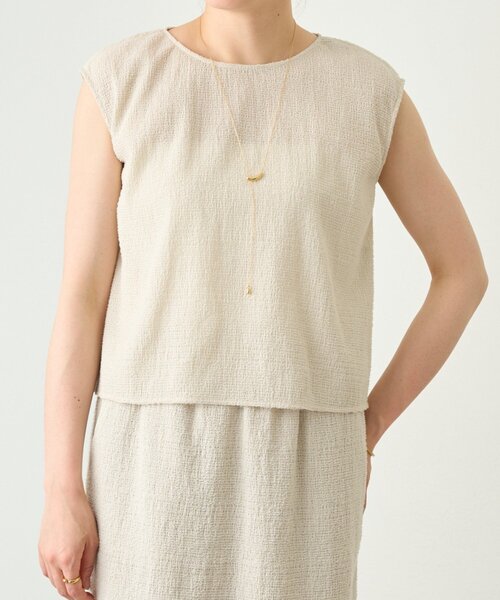 BEARDSLEY(ビアズリー)の「シャーリングジャガードノースリブラウス《15 quinze》【セットアップ】(シャツ/ブラウス・レディース・ブラック/ベージュ・FREE)」の1枚目の写真