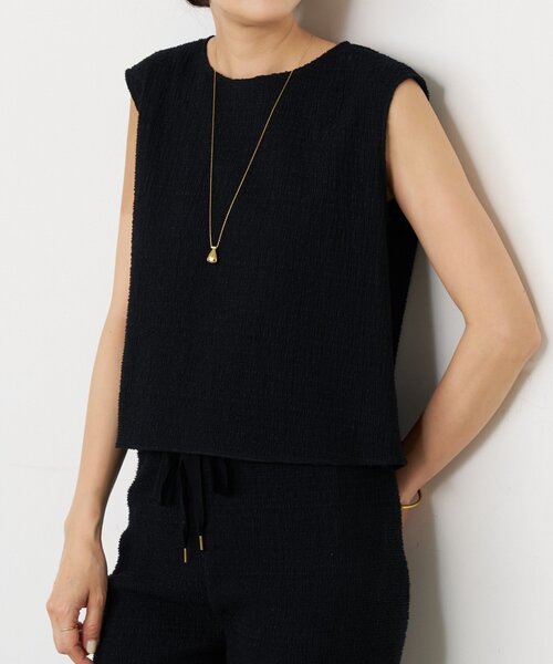 BEARDSLEY(ビアズリー)の「シャーリングジャガードノースリブラウス《15 quinze》【セットアップ】(シャツ/ブラウス・レディース・ブラック/ベージュ・FREE)」の2枚目の写真