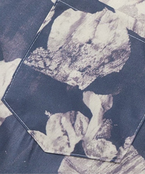 U:UME(ユーム)の「Flower Print Holiday Shirt(シャツ/ブラウス・メンズ・ブルー/アイボリー・XX-LARGE/X-LARGE/LARGE/MEDIUM)」の4枚目の写真
