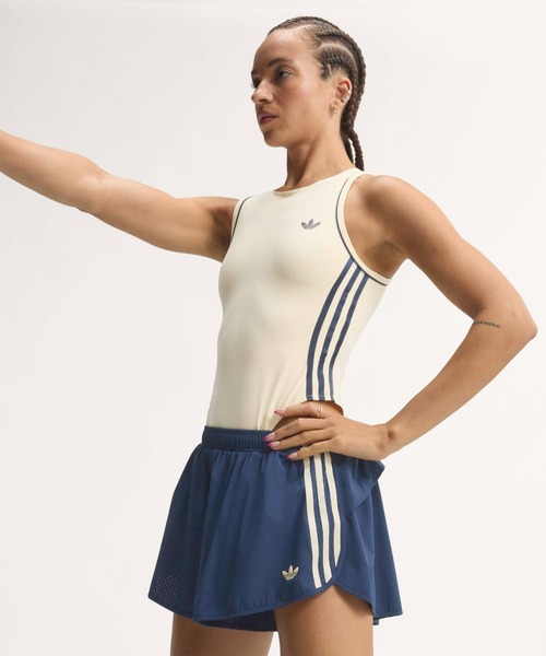 adidas(アディダス)の「adidas OG SPORT SHORTS / アディダス オリジナルス スポーツショーツ(その他パンツ・レディース・ネイビー・M/S/L)」の2枚目の写真