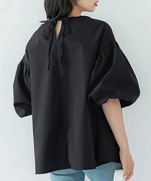 Flugge（フラッジー）の「ボリュームスリーブブラウス（シャツ/ブラウス・レディース・ブラック/アイボリー・LARGE/MEDIUM）」の4枚目の写真
