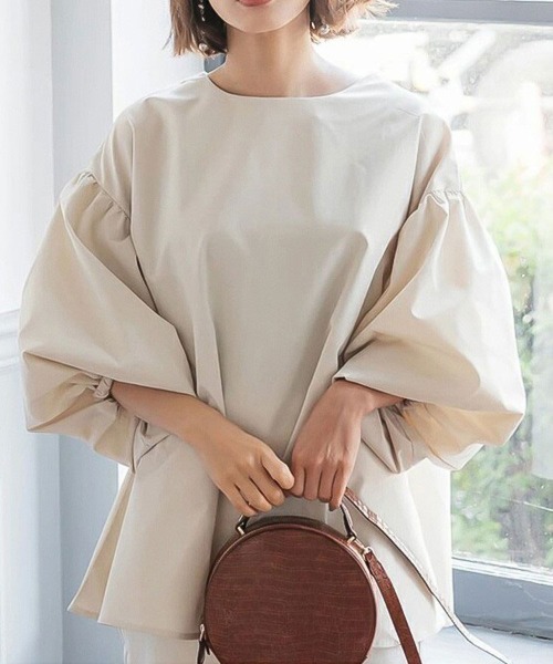 Flugge（フラッジー）の「ボリュームスリーブブラウス（シャツ/ブラウス・レディース・ブラック/アイボリー・LARGE/MEDIUM）」の6枚目の写真
