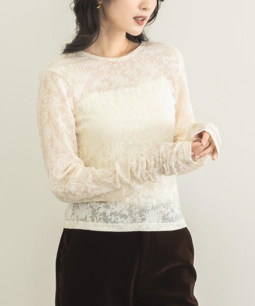 NEUNA(ヌナ)の「【後ろ姿まで美しい余韻を。】バックオープンシャーリングレーストップス(Tシャツ/カットソー・レディース・ブラック/アイボリー/ボルドー・FREE)」の22枚目の写真