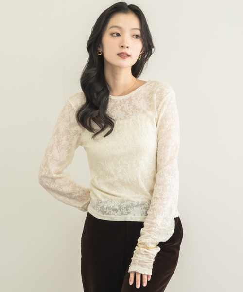NEUNA(ヌナ)の「【後ろ姿まで美しい余韻を。】バックオープンシャーリングレーストップス(Tシャツ/カットソー・レディース・ブラック/アイボリー/ボルドー・FREE)」の20枚目の写真
