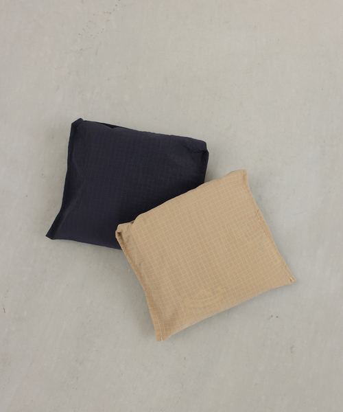 IENA ENFANT(イエナアンファン)の「【LA HUTTE/ラユット】別注 reusable bag(トートバッグ・レディース・ネイビー/ベージュ/ブラウン・FREE)」の12枚目の写真