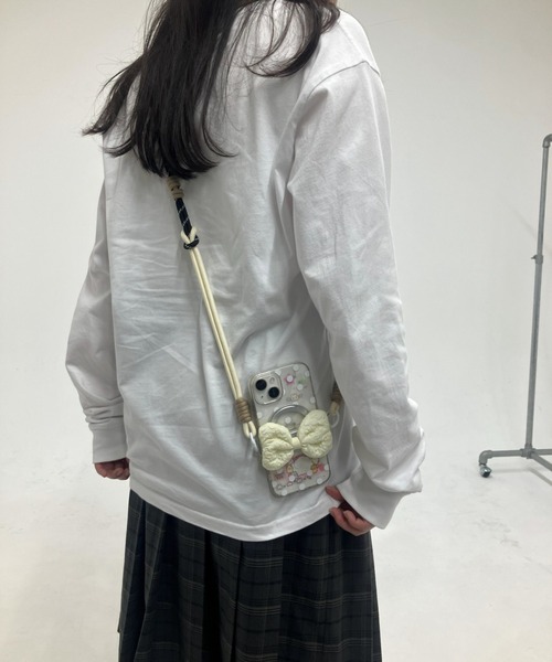 .KOM(ドットコム)の「A'GEM/9 × .kom 『.KOM/ドットケーオーエム』スマホデザインストラップ(キーホルダー・レディース・B/C/A・FREE)」の8枚目の写真