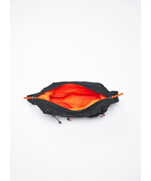 VEGE(ベジ)の「VEGE Everything Bag(ショルダーバッグ・レディース・ブラック/カーキ/グレー・FREE)」の6枚目の写真