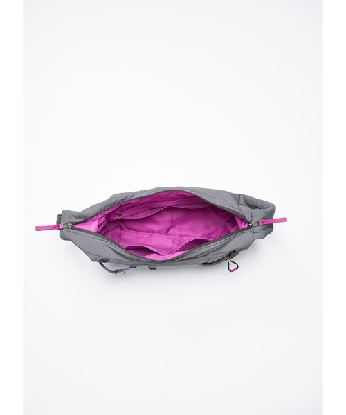 VEGE(ベジ)の「VEGE Everything Bag(ショルダーバッグ・レディース・ブラック/カーキ/グレー・FREE)」の13枚目の写真