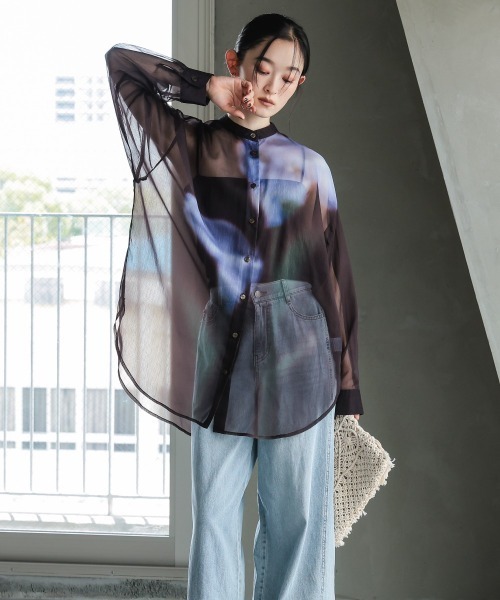 Callarus（カラルス）の「花柄プリントシアーシャツ［Callarus］（シャツ/ブラウス・レディース・ブラウン系・LL/L/M/S）」の8枚目の写真