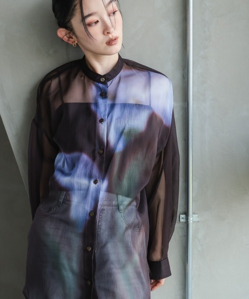 Callarus（カラルス）の「花柄プリントシアーシャツ［Callarus］（シャツ/ブラウス・レディース・ブラウン系・LL/L/M/S）」の17枚目の写真