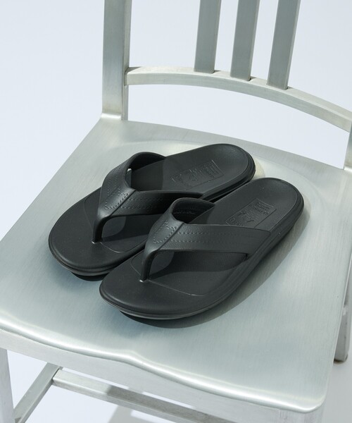 ISLAND SLIPPER（アイランドスリッパ）の「【ISLAND SLIPPER / アイランドスリッパ】202EVA / EVA トングサンダル / 水陸両用（サンダル・メンズ・ネイビー/ブラック/ベージュ・8/10/9）」の4枚目の写真