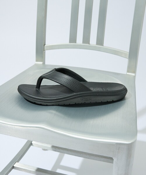 ISLAND SLIPPER（アイランドスリッパ）の「【ISLAND SLIPPER / アイランドスリッパ】202EVA / EVA トングサンダル / 水陸両用（サンダル・メンズ・ネイビー/ブラック/ベージュ・8/10/9）」の5枚目の写真