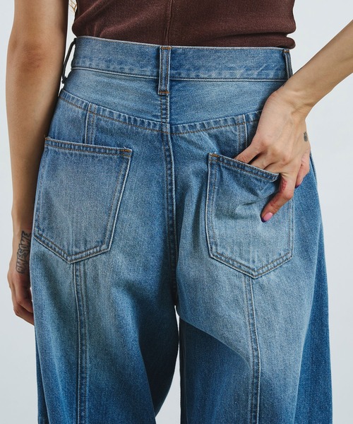 ROSE BUD(ローズバッド)の「CREOLME/BARREL FIT DENIM PANTS(デニムパンツ・レディース・ブラック/ライトインディゴブルー・S/M)」の18枚目の写真