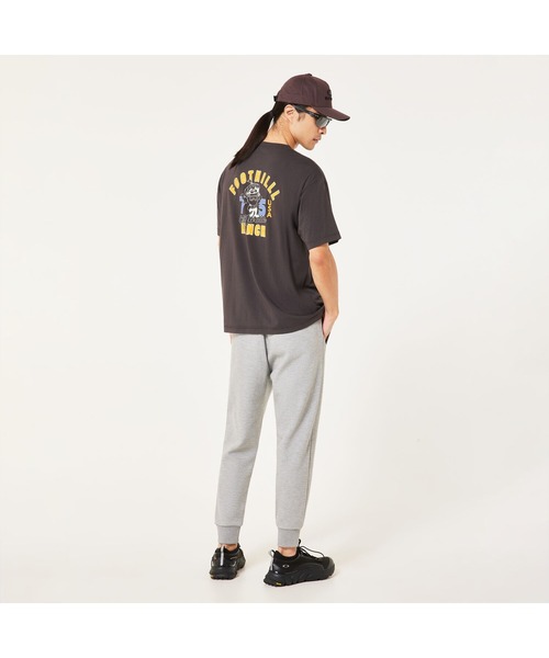 OAKLEY(オークリー)の「オークリー EN NEW RETRO TEE FOOTHILL 2.0 Tシャツ/ スポーツ・トレーニング/OAKLEY(Tシャツ/カットソー・メンズ・ブラック系その他/オフホワイト・M/L/XL/S)」の9枚目の写真